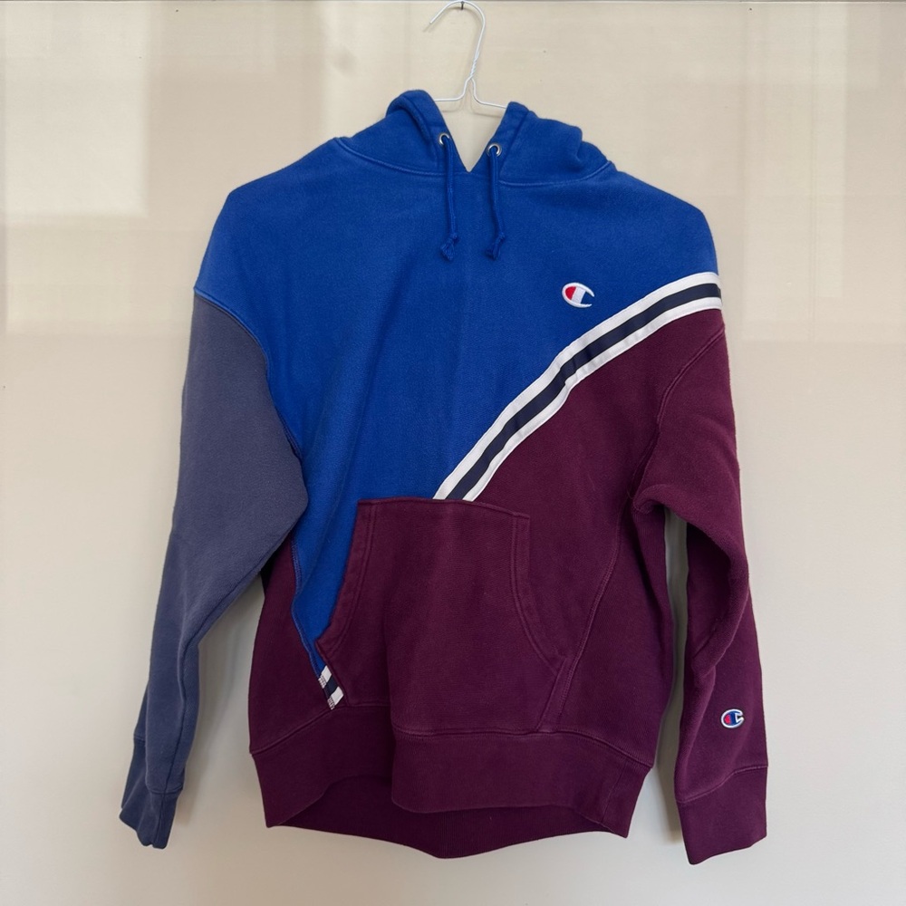 Champion Men's Blue and Burgundy Colorblock Sweater